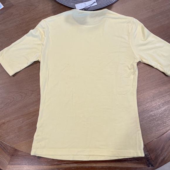 French Rep. spandex stretch basic top. Pair with a blazer for a smart look. NEW! - Picture 2 of 4